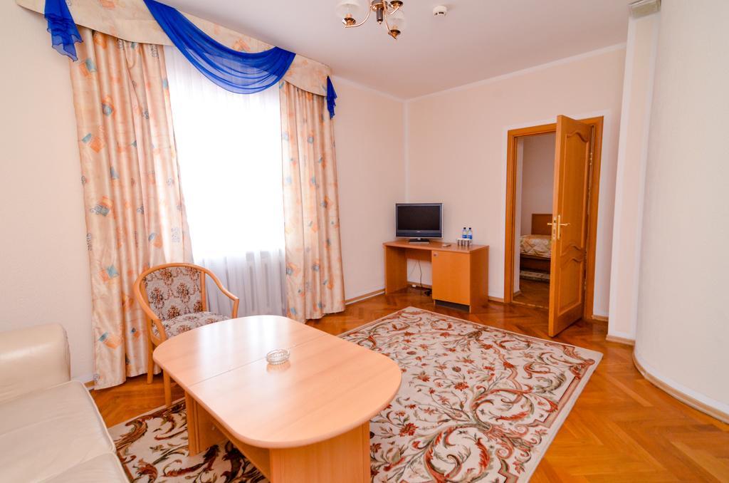 Altyn Dala Hotel Nur-Sultan  Exterior photo